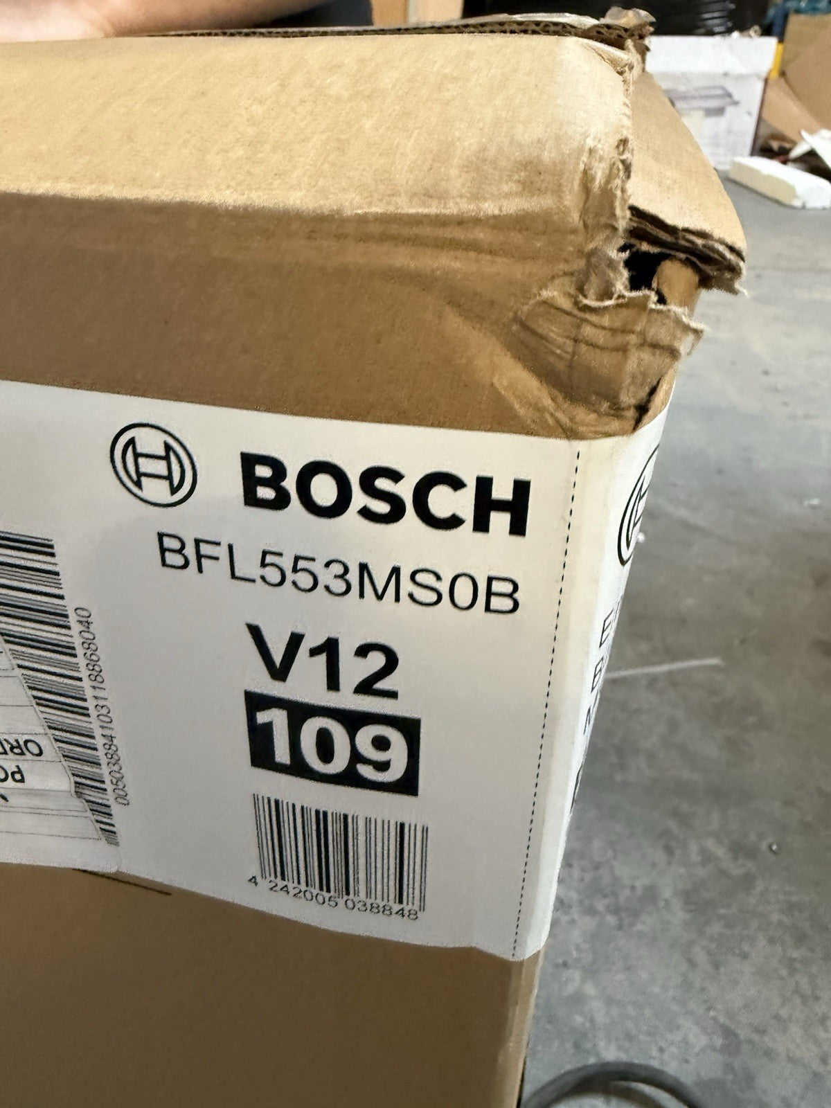 Bosch BFL553MS0B 25L Built-in Microwave - Black