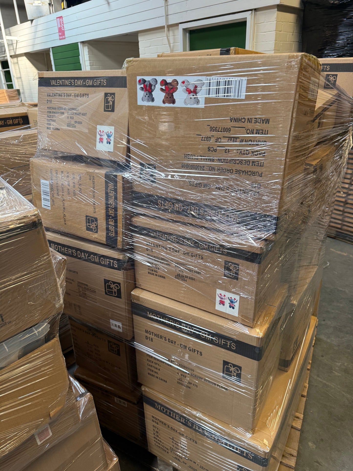 Seasonal Soft Toys Bulk Pallet New Overstock No