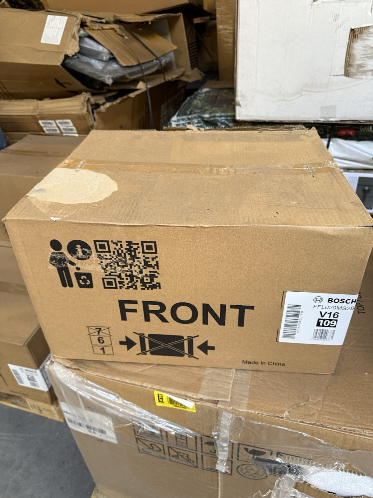 Bosch Series 2 FFL020MS2B Freestanding Small Microwave 20 Litre 26cm High