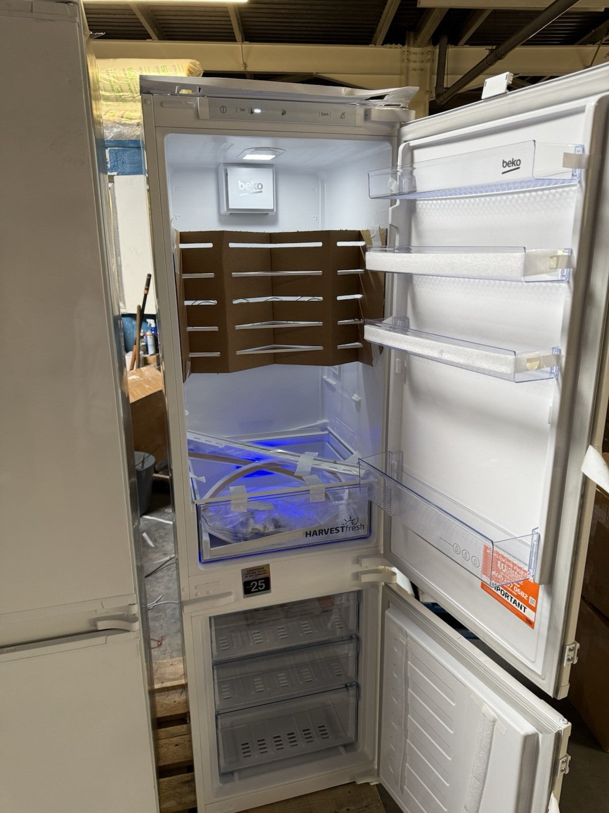 Beko BCFD4V73 60:40 Integrated Frost Free Fridge Freezer RRP £449