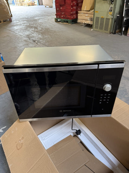Bosch BFL553MS0B 25L Built-in Microwave - Black