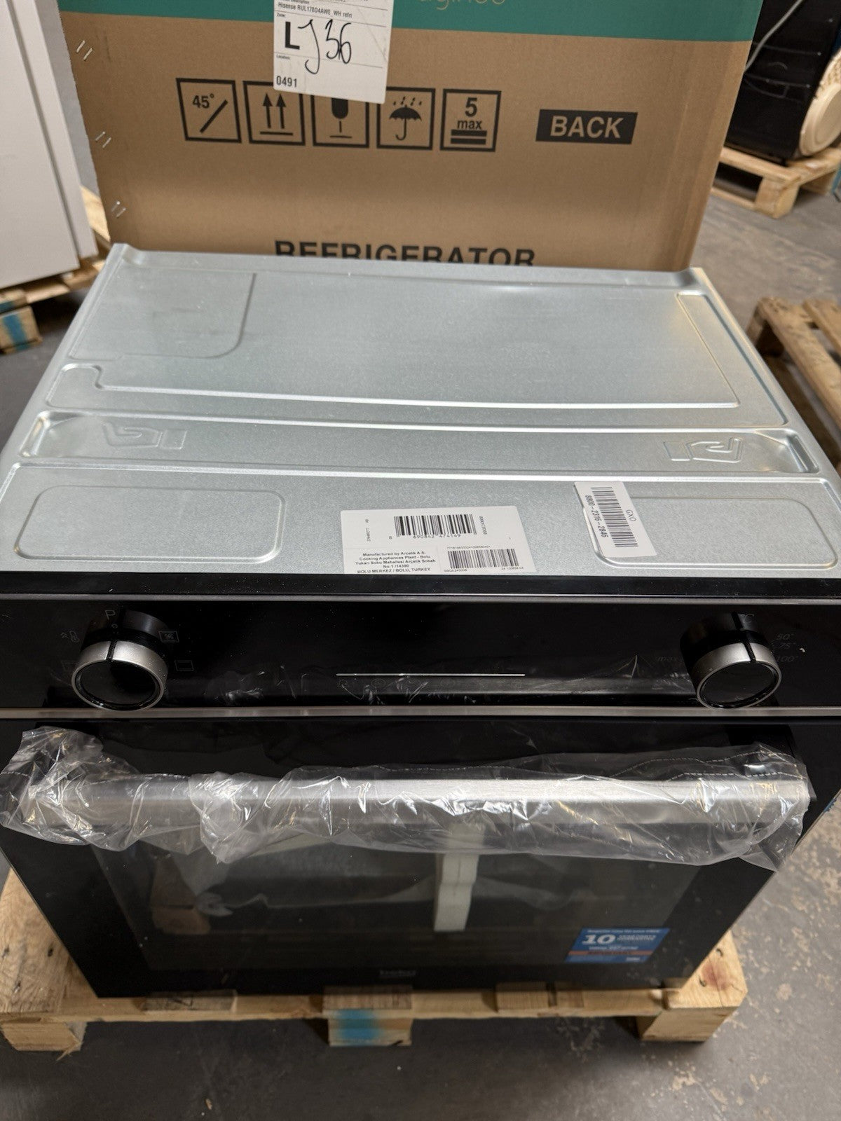 Beko BBQE24300B Built-in Single Multifunction Oven - Black