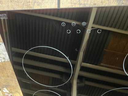 Cooke & Lewis CLCER60A 59cm  Ceramic Hob (Black)