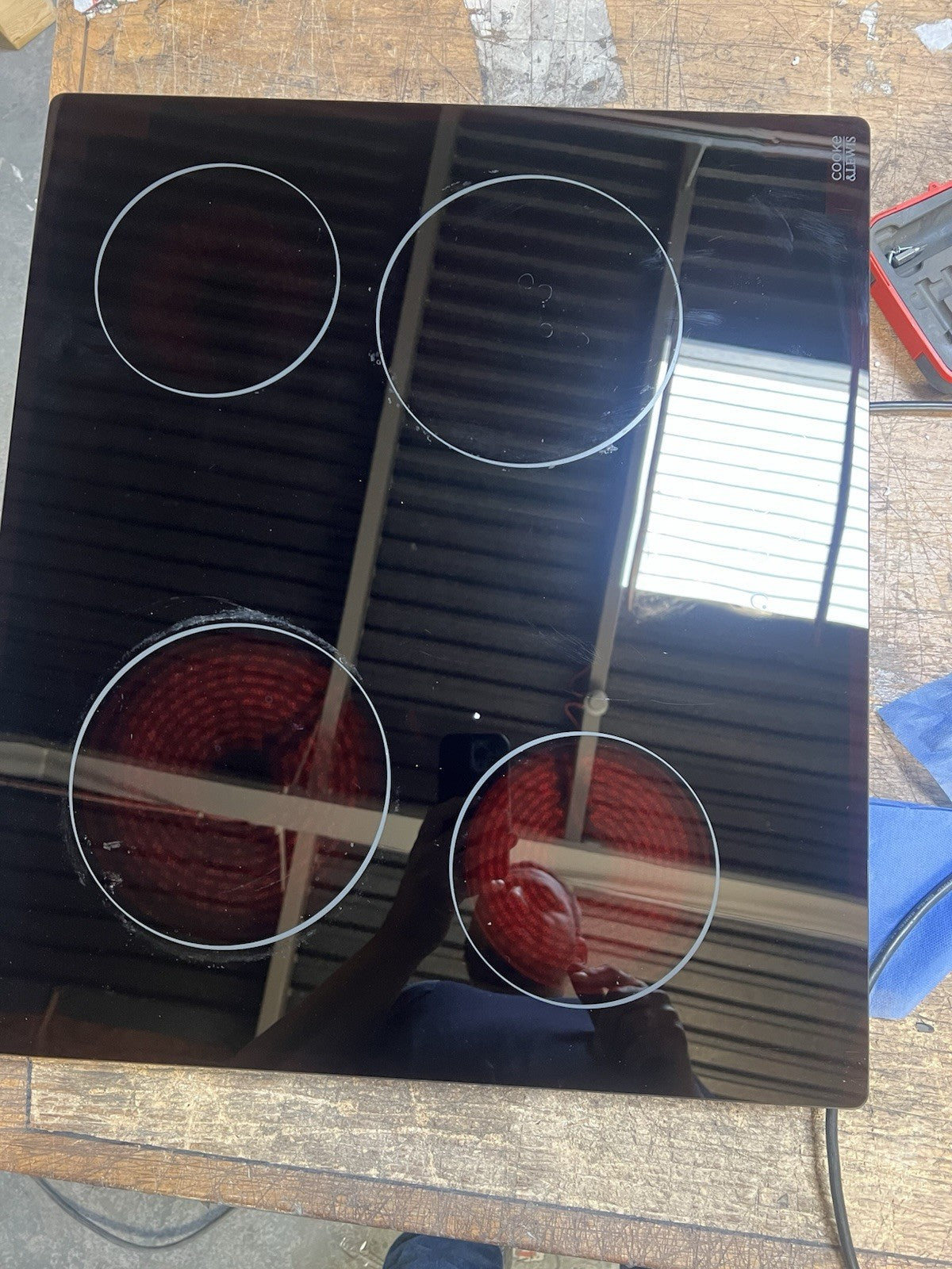 Cooke & Lewis CLCER60A 59cm  Ceramic Hob (Black)