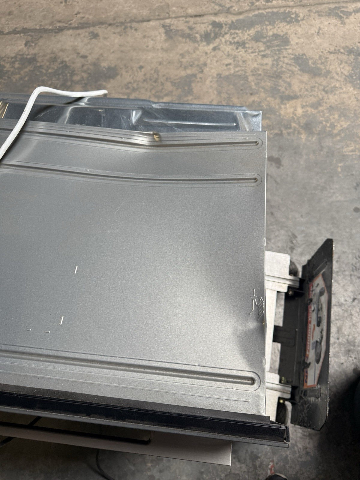 Bosch Series 8 HBG7741B1B Built-In Electric Self Cleaning Single Oven, Black