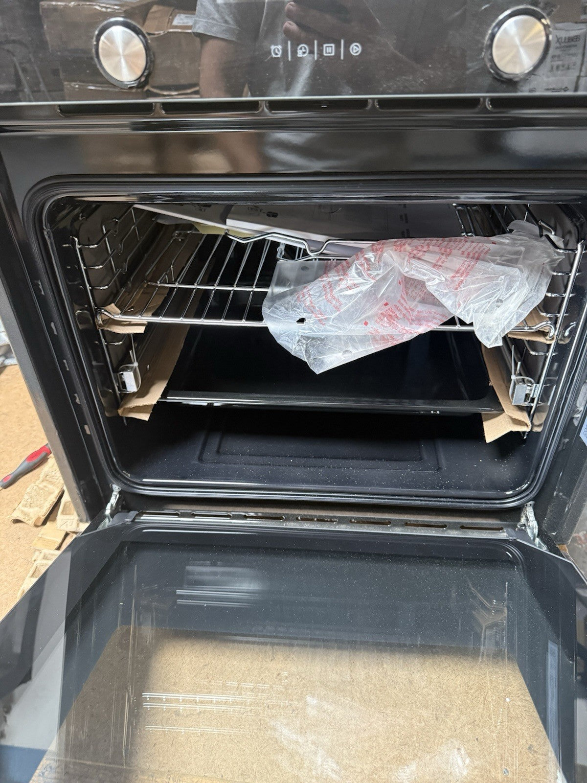 Cooke & Lewis CLMFBLa Built-in Single Multi-function Electric Oven - Black