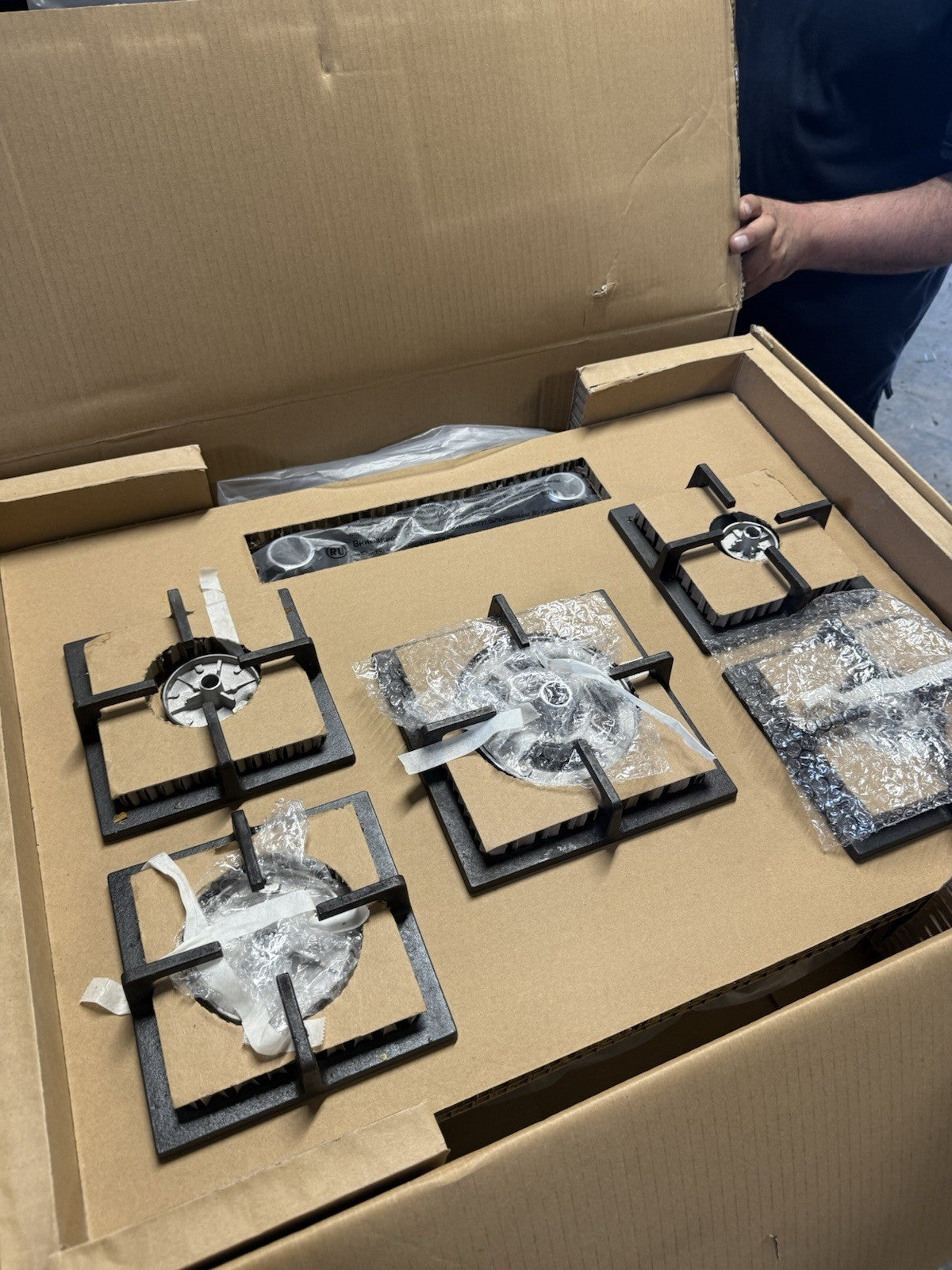 GoodHome Linksense GH78GASLK 70cm Gas Hob - Black