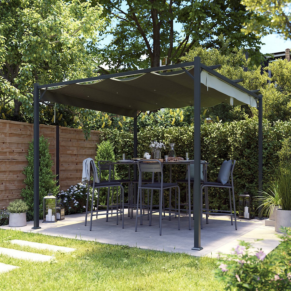 Klikstrom Alizé Square Pergola, (W)3m x (D)2.9m x (H)2.33m RRP £375