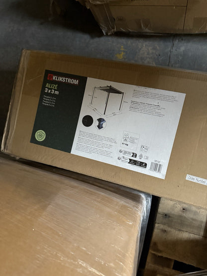 Klikstrom Alizé Square Pergola, (W)3m x (D)2.9m x (H)2.33m RRP £375